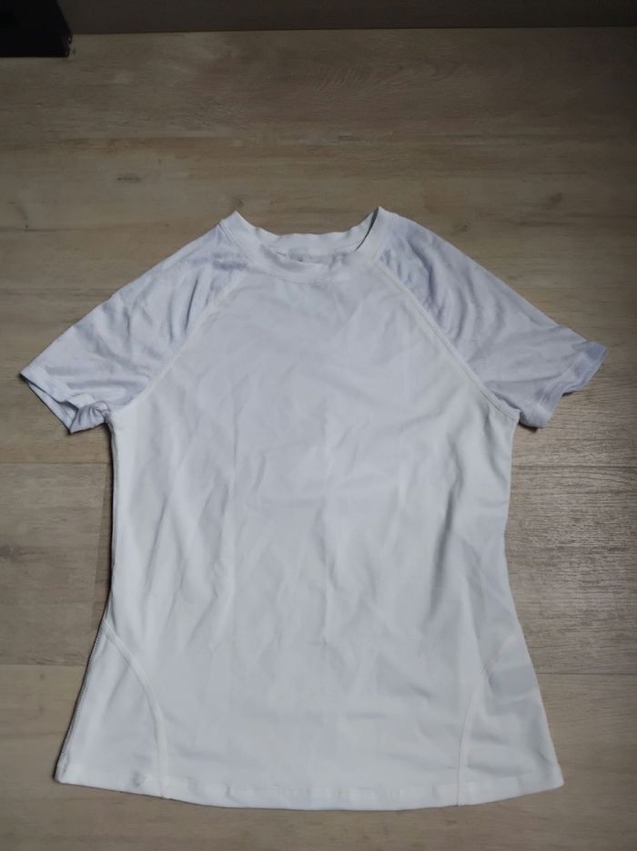 Tee-shirt sport