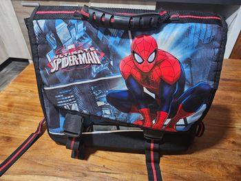 Cartable à roulettes spideman