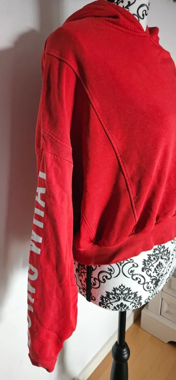 Pull court à capuche Taille S - photo numéro 2