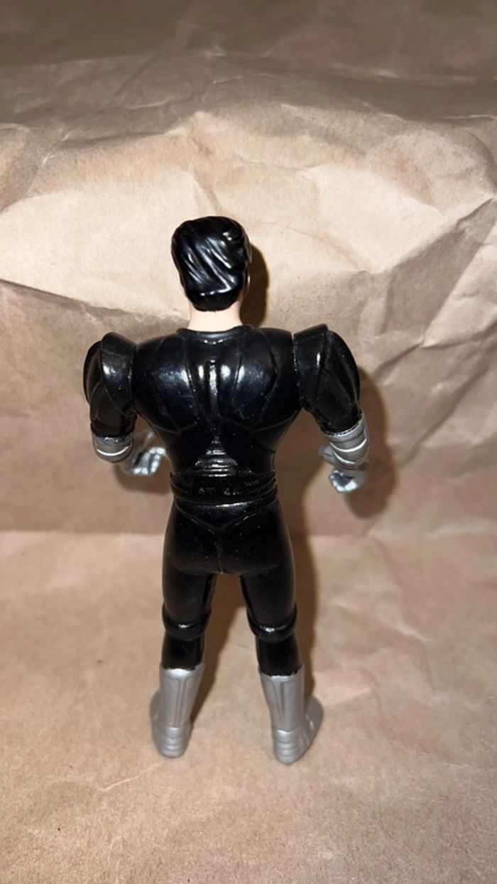 Figurine vintage articulée « Flash le punisher » 12 cm - photo numéro 3