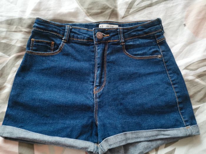 Short jean