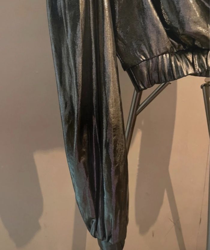 Haut manches longues Bershka - Taille S neuf avec étiquette - photo numéro 2