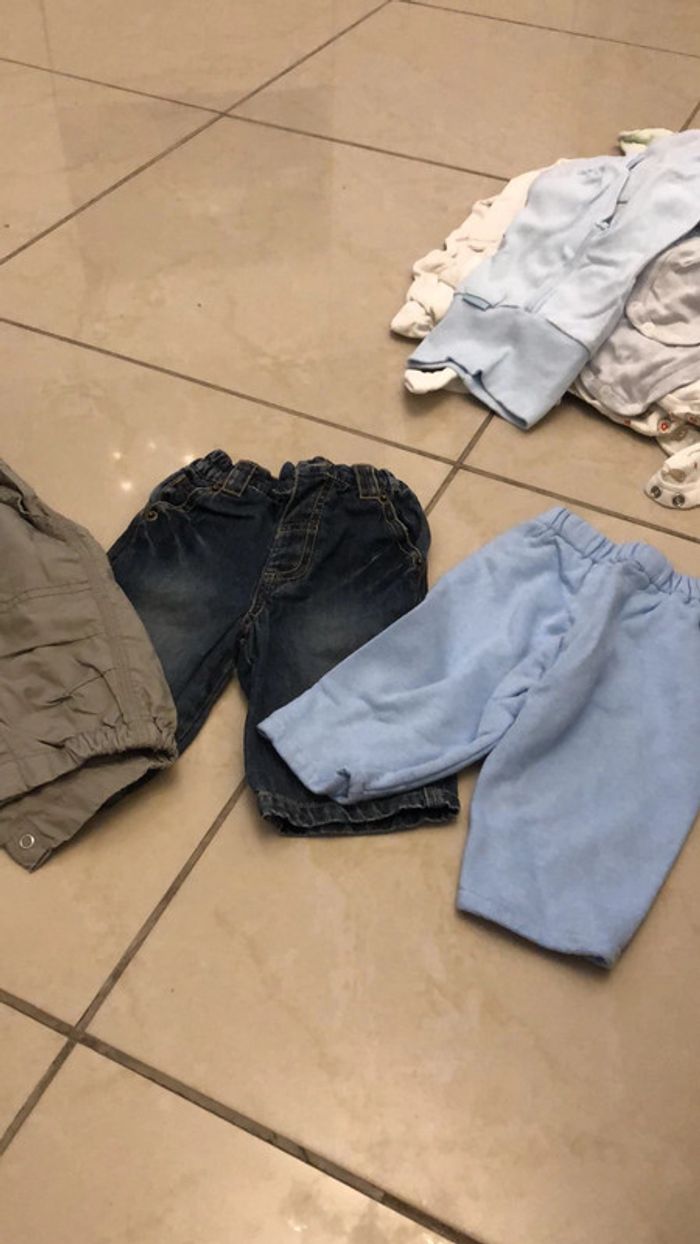 Lot 3 pantalons - photo numéro 3