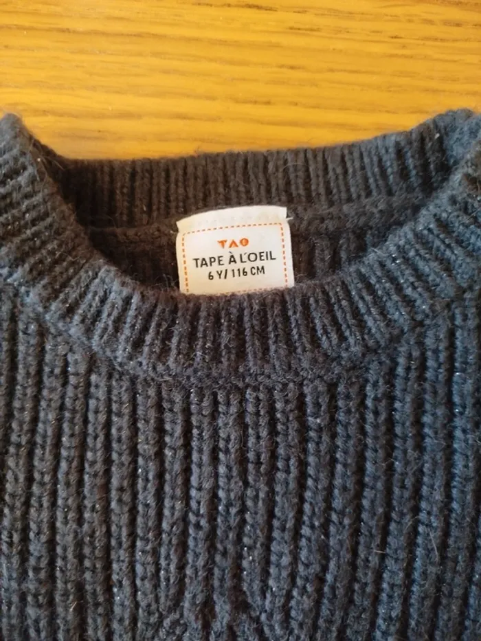 Pull sans manches tape à l'oeil - photo numéro 3