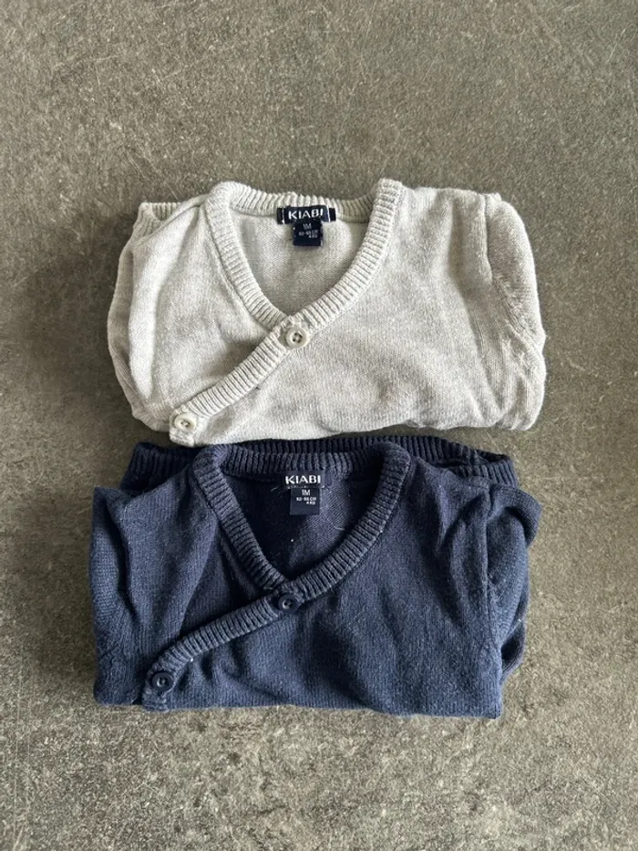 Lot de 2 gilets 1 mois