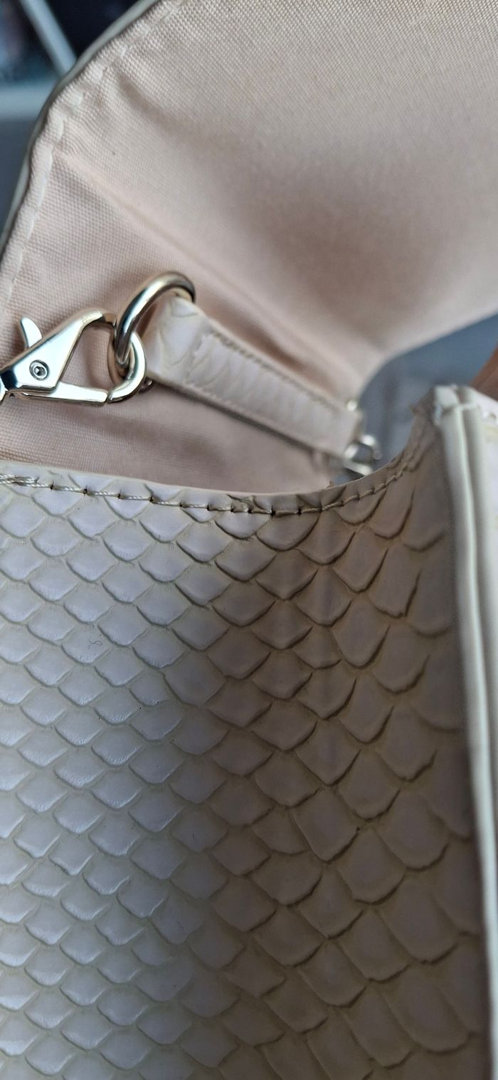 Très joli sac beige effet python Pimkie - photo numéro 7