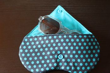 Etui à lunettes