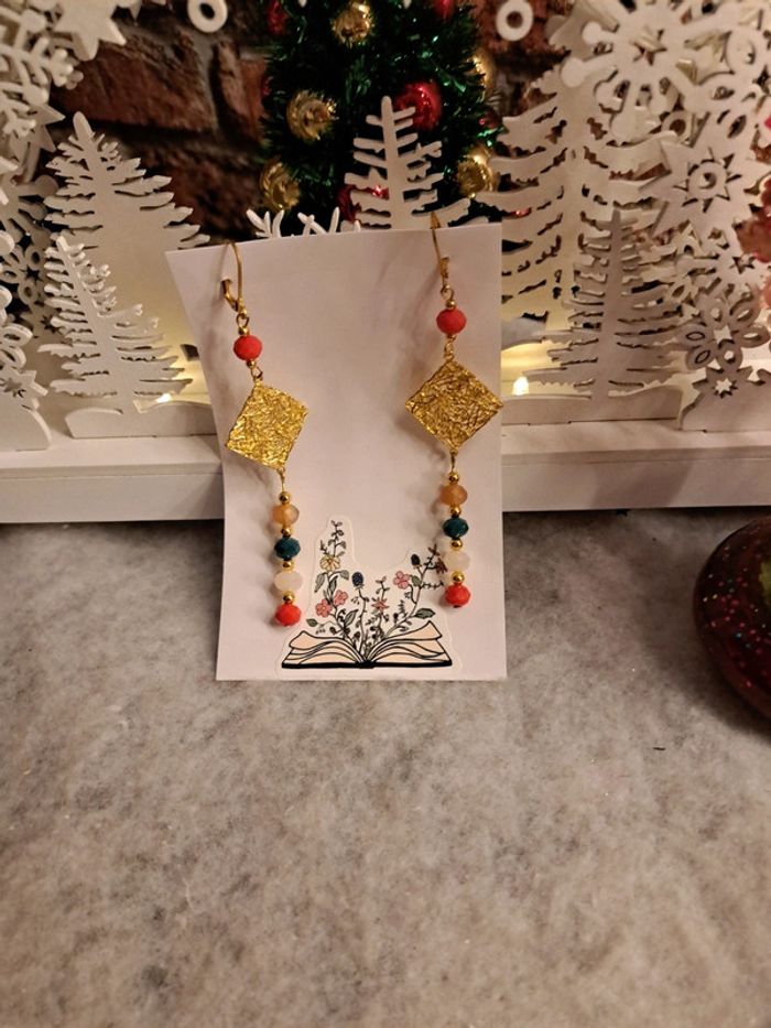 Boucles d'oreilles pendante chic et élégant doré multicolore - photo numéro 3