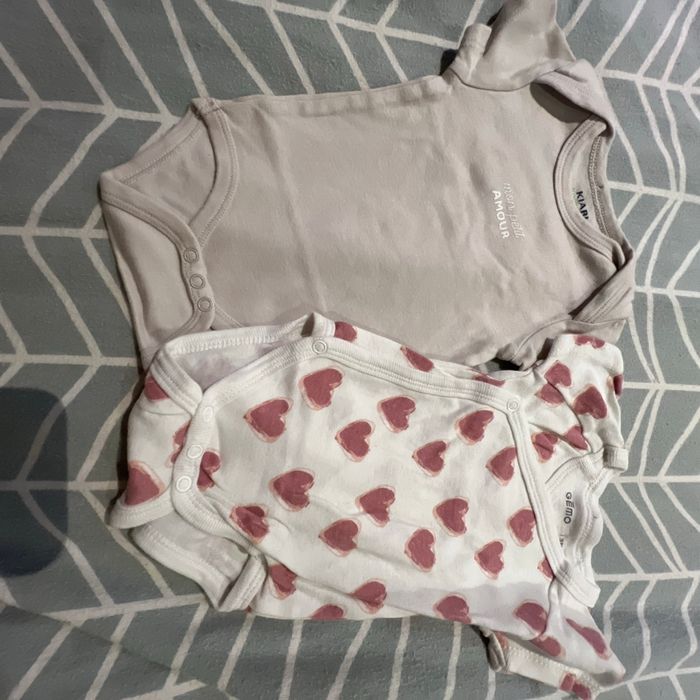 Lot body manches courtes