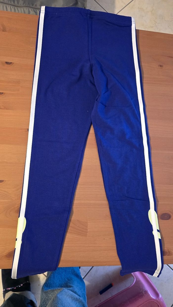 Neufs (non portés) 🥰ensemble veste de survetement et leggin ADIDAS 10 ans fille 🩷(ferme) - photo numéro 9