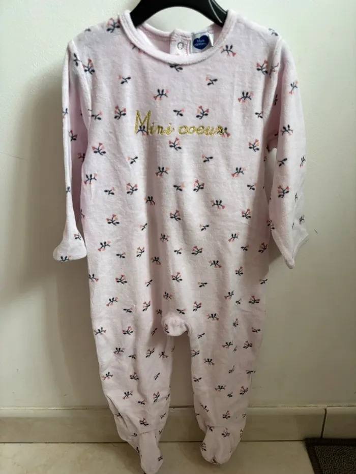 Pyjama velours 18 mois - photo numéro 2