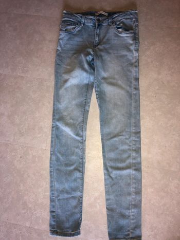 Jean levi’s 710 skinny 14 ans