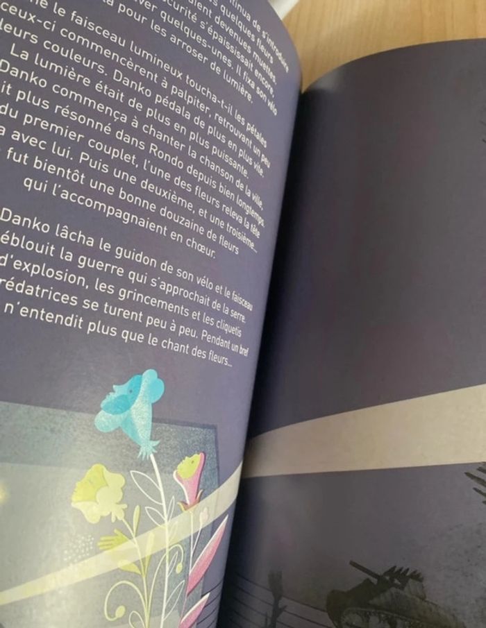 Livre couverture cartonnée neuf, la guerre qui a changé Rondo , édition, rue du monde neuf - photo numéro 4