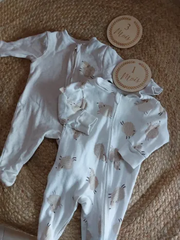 Lot pyjamas mixte 0-3 mois