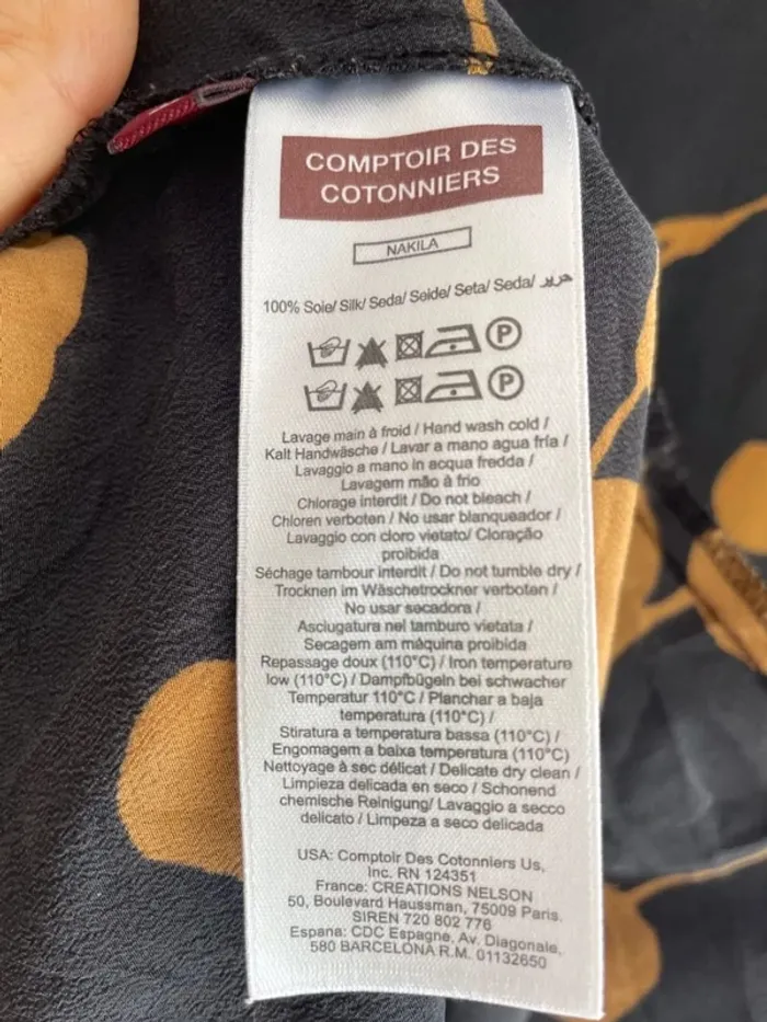 Robe noire en soie à motif orange Comptoir des Cotonniers - photo numéro 5