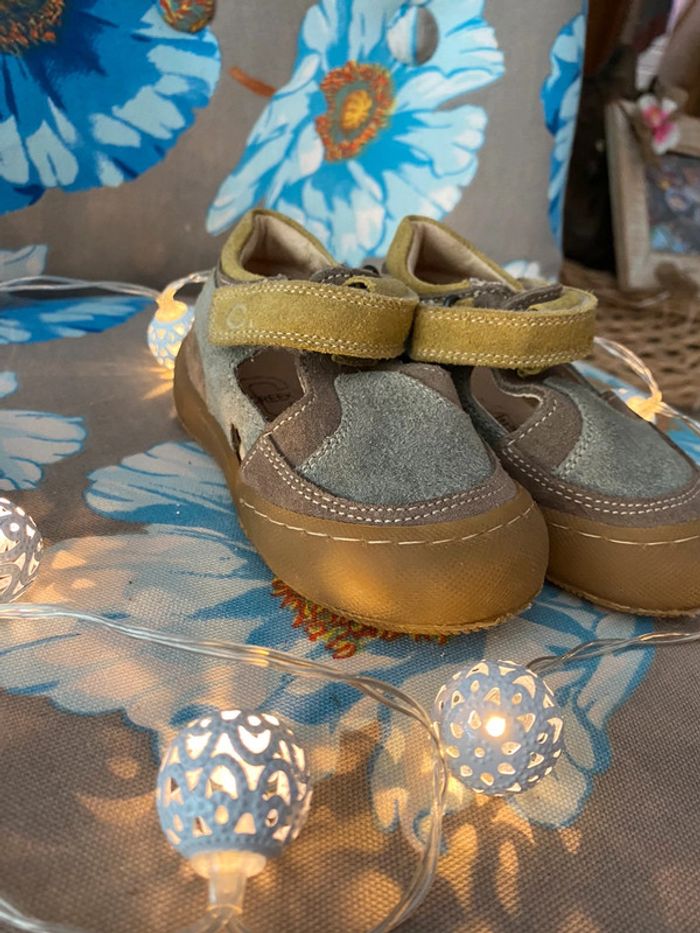 Chaussure de garçons ouvertes - photo numéro 2