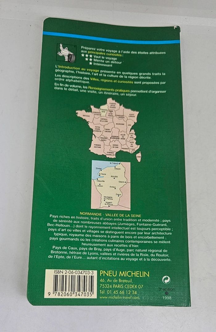 "Guide de tourisme. Michelin. Normandie. Vallée de la Seine".
248 pages.
ISBN : 2.06.034703.3 - photo numéro 2