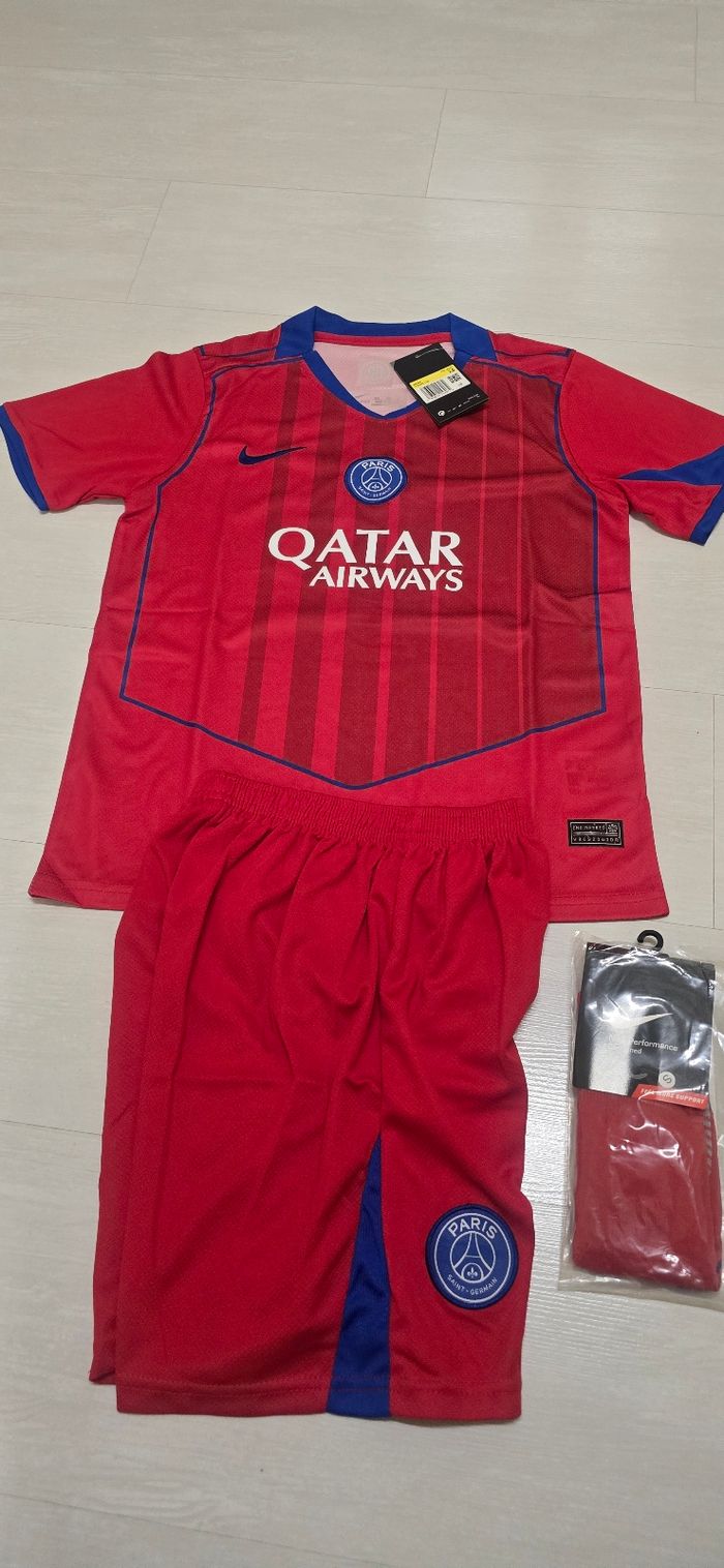 Ensemble foot enfant paris