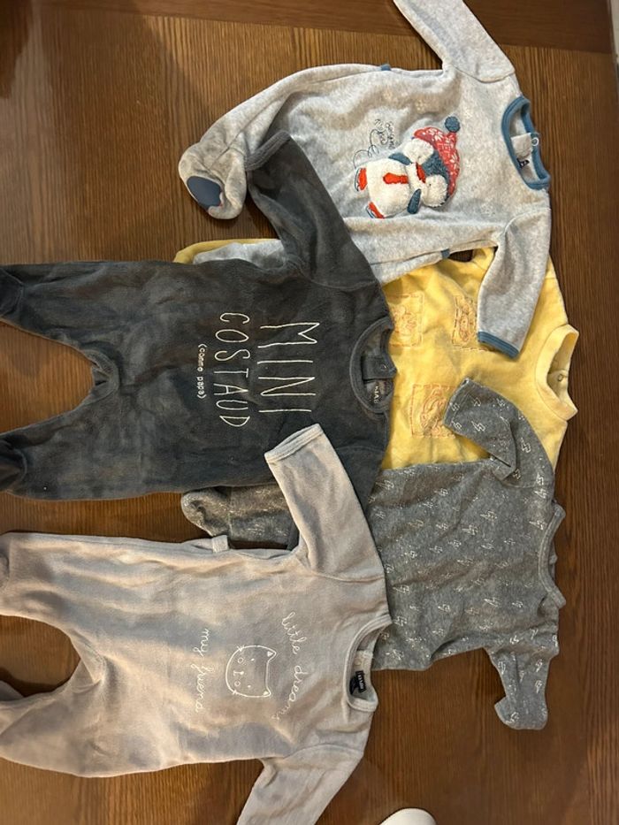 Lot de 5 pyjamas 1 mois
