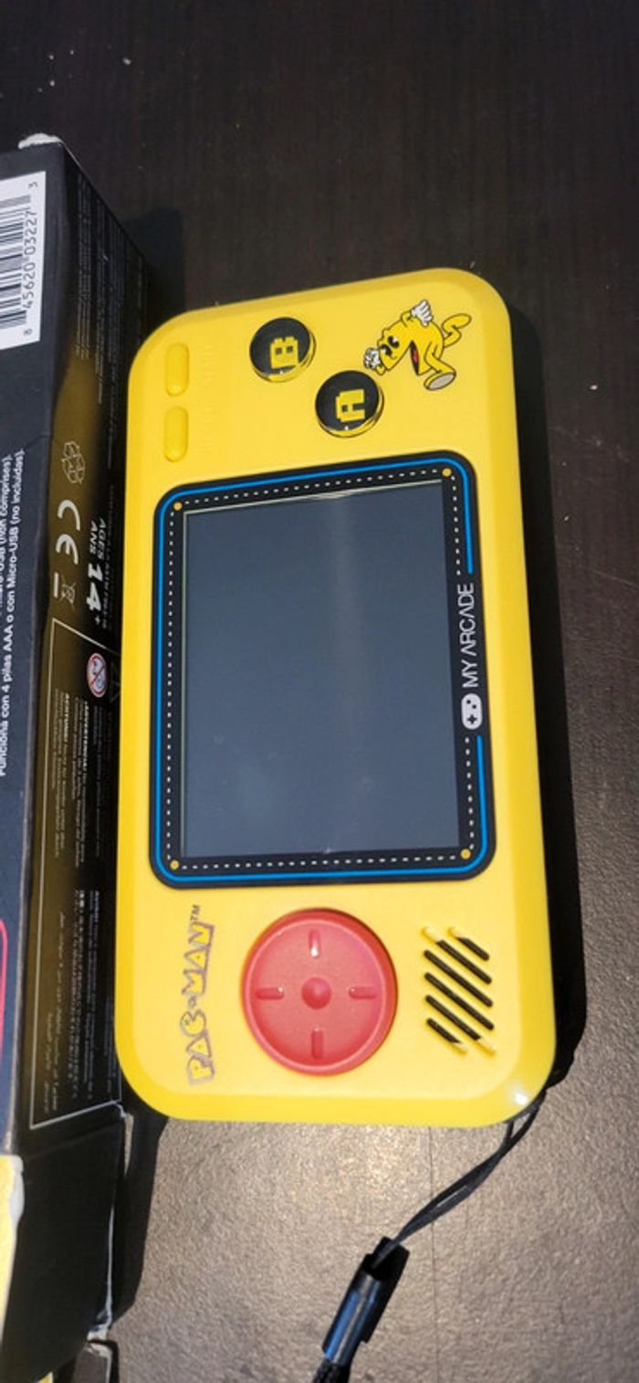 Console portable - My Arcade - Retro Handheld Pac-Man - Jaune - Multi-plateforme - photo numéro 2