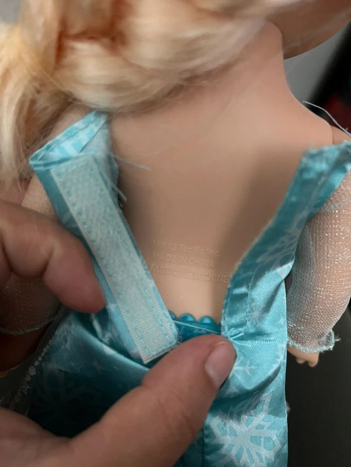 Poupée reine des neiges Elsa - photo numéro 4