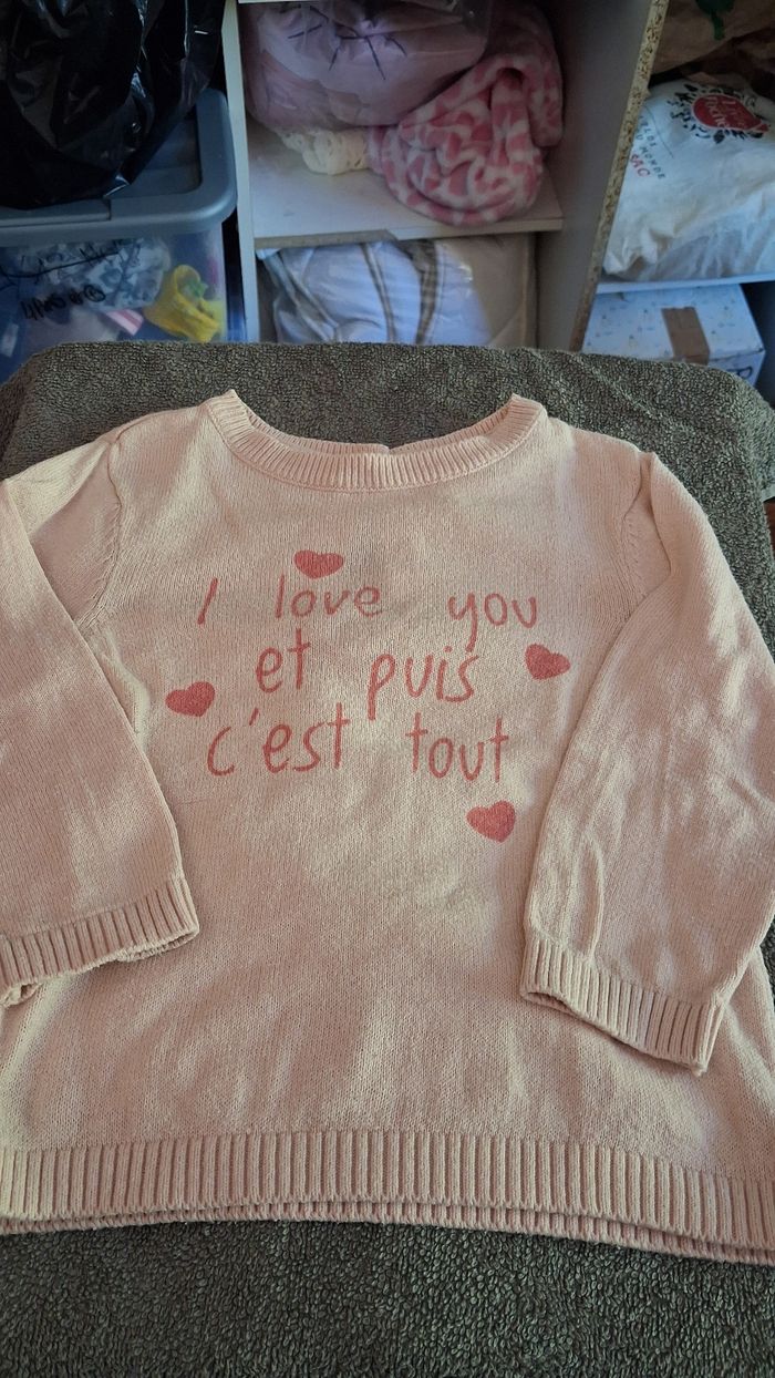 Lot pulls 12 mois - photo numéro 2