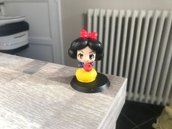 Figurine blanche neige
