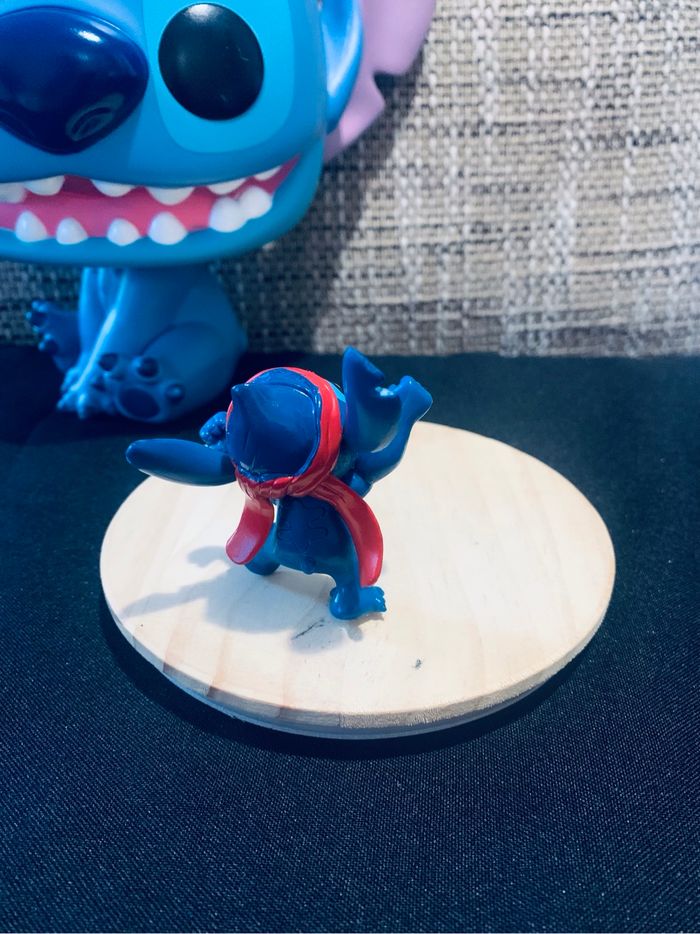 Figurine Stitch - Collection 7 cm (2 sur 12) - photo numéro 2