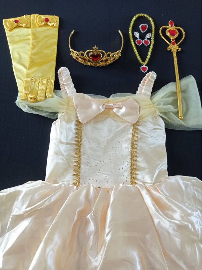 Déguisement robe de princesse dorée 5-6ans - photo numéro 3