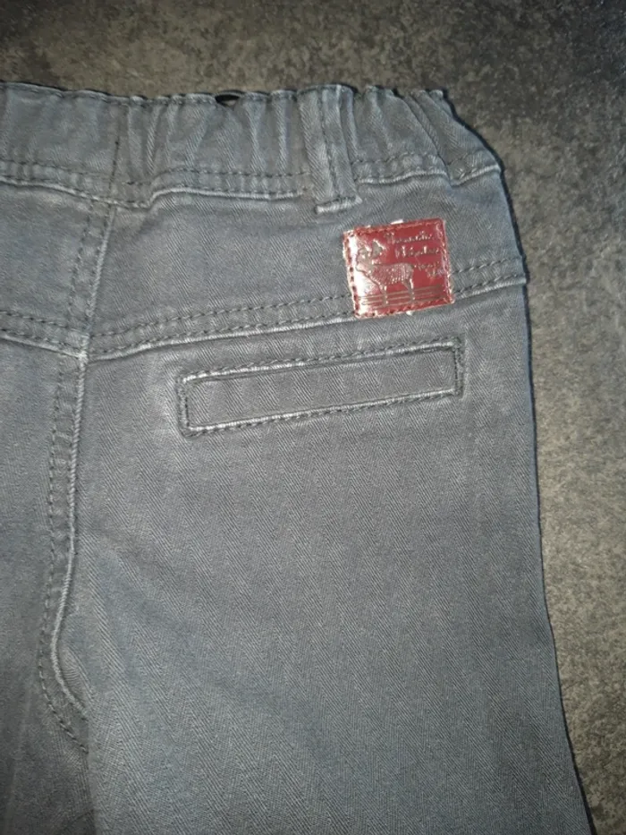 Jeans tape à l'œil 18 mois - photo numéro 3