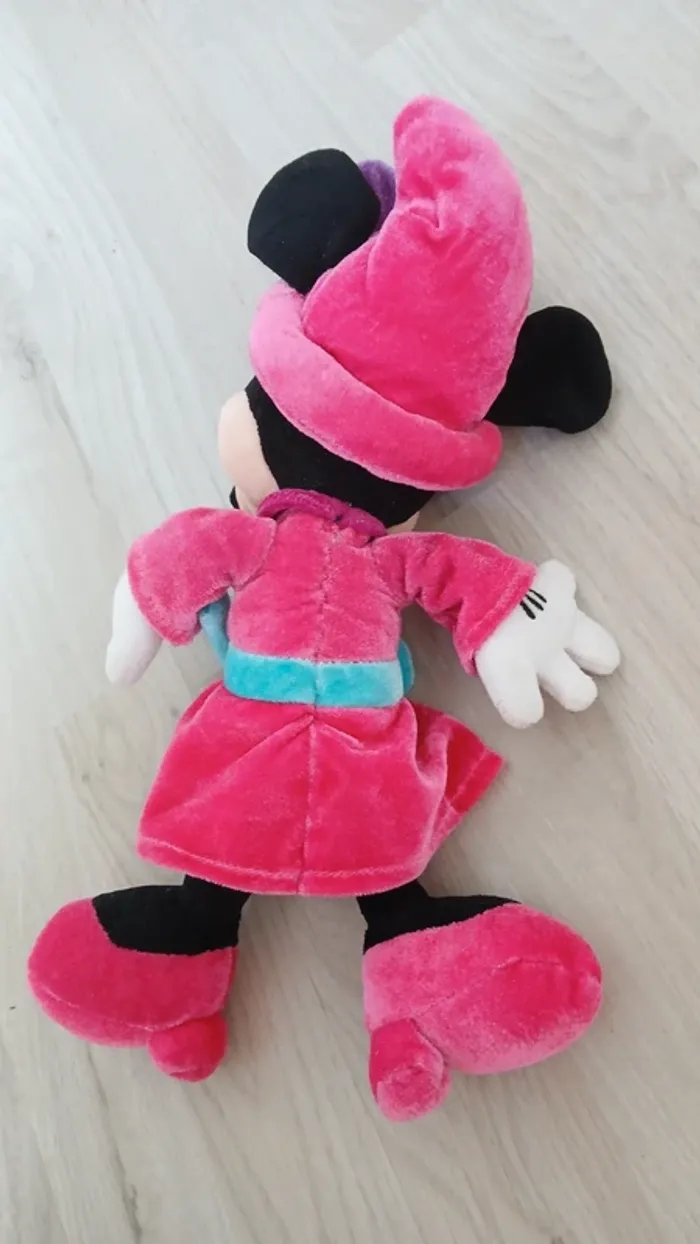 Peluche Minnie Disneyland - photo numéro 5