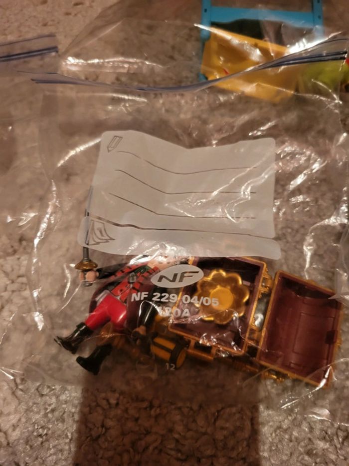 Lot personnages playmobil - photo numéro 3