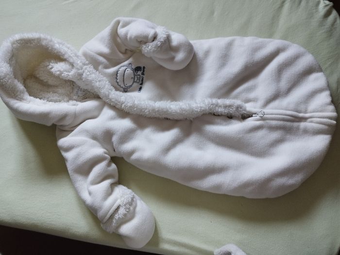 Combinaison ou nid d'ange