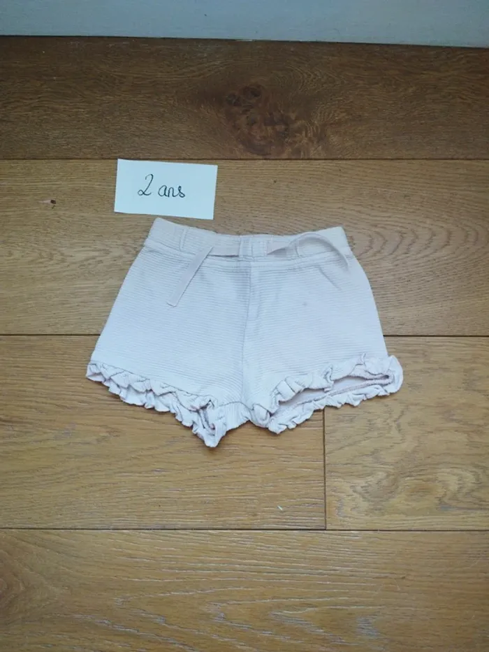 Short côtelé