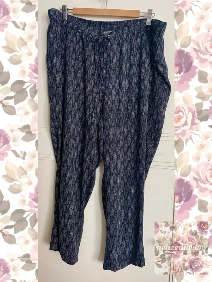 Pantalon léger bleu marine taille 50 C&A
