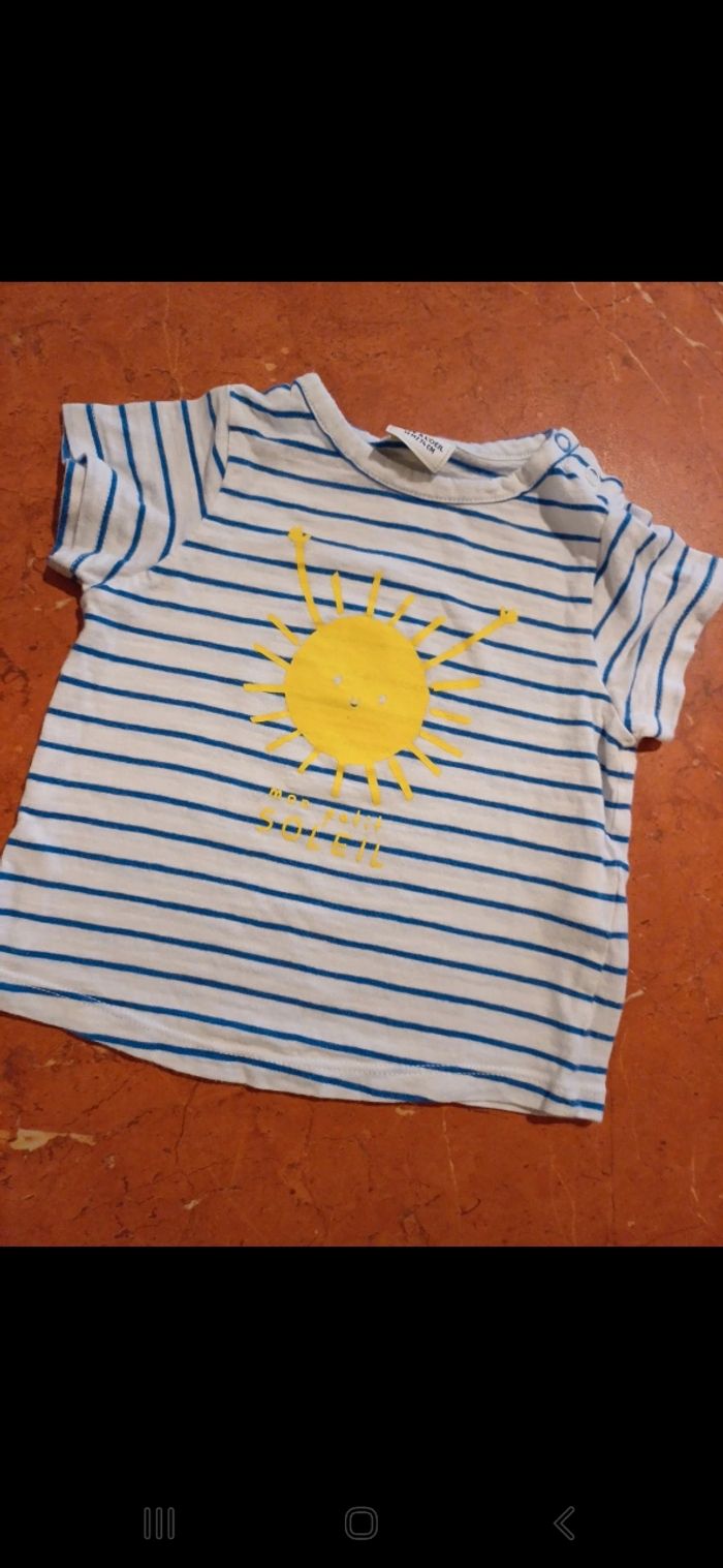 T.shirt bébé taille 12 mois