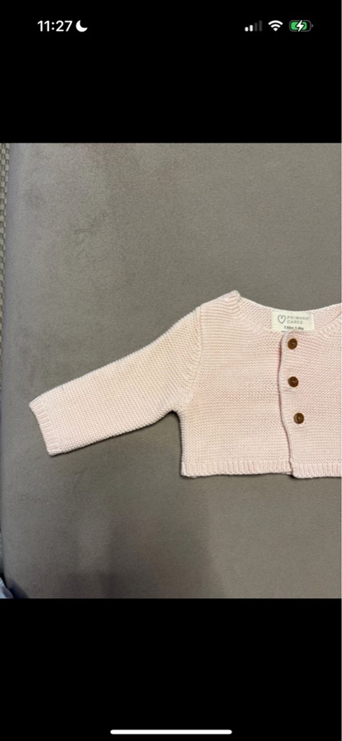 Pull rose bébé fille - Primark 3.4kg / Naissance - photo numéro 5