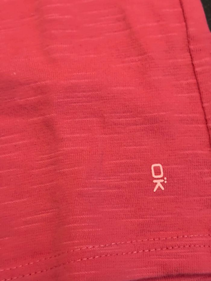 Lot de 2 t-shirt manches courtes taille 5 ans - photo numéro 9