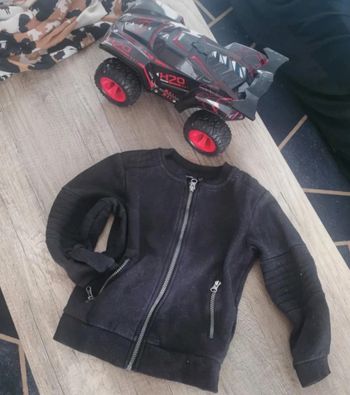 Gilet veste cardigan noir garçon a fermeture