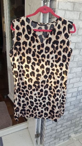 robe courte style léopard