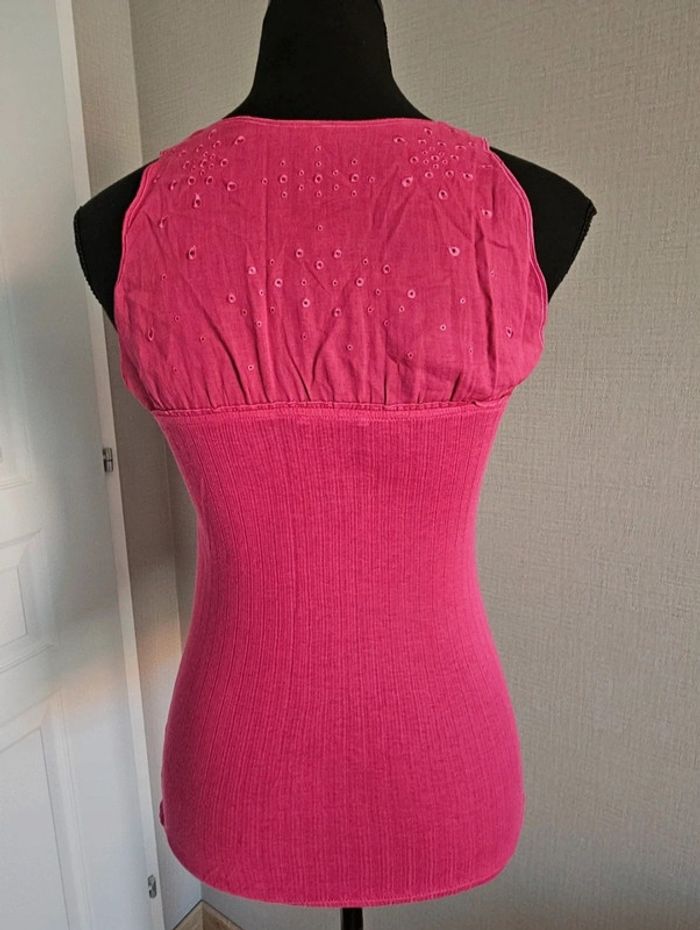 NEUF Top sans manche Chattawak fuschia taille 36 - photo numéro 10