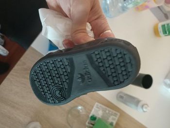 Basket neuve Adidas continental 80 stripes el taille 19