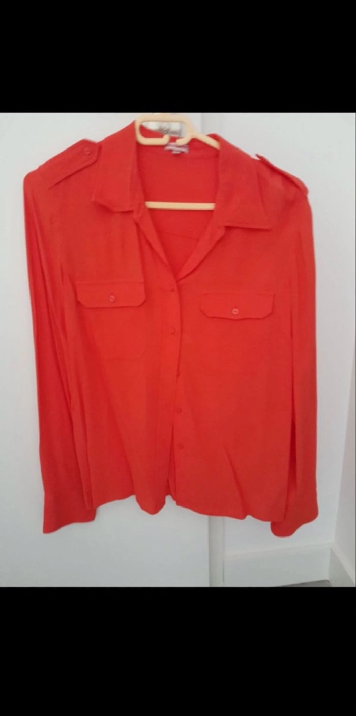 Chemise rouge