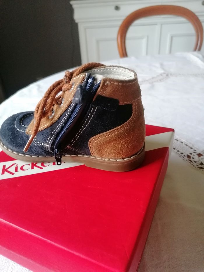 Chaussures montante kickers taille 23 - photo numéro 2