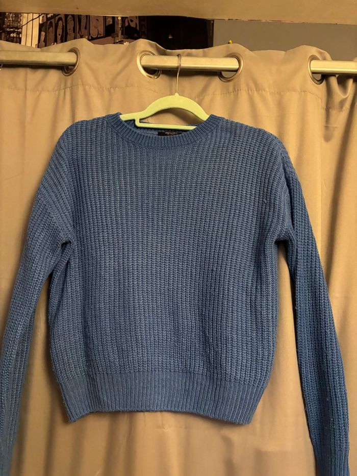 Pull tricoté bleu