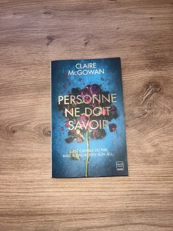 Livre Personne ne doit savoir