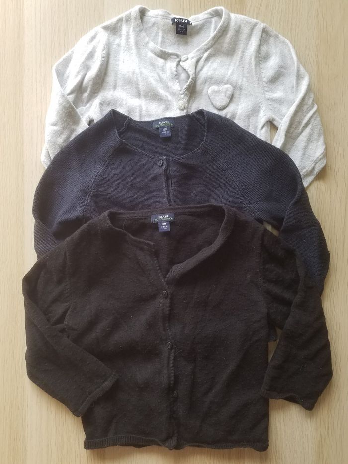 Lot 3 gilets fille 18 mois