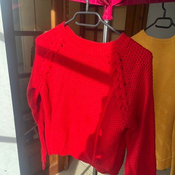 Pull rouge