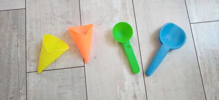 Jouets de plage glace