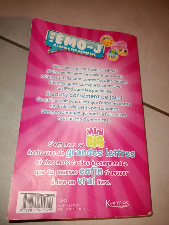 Livre les emoji à l'école des grimaces - photo numéro 2